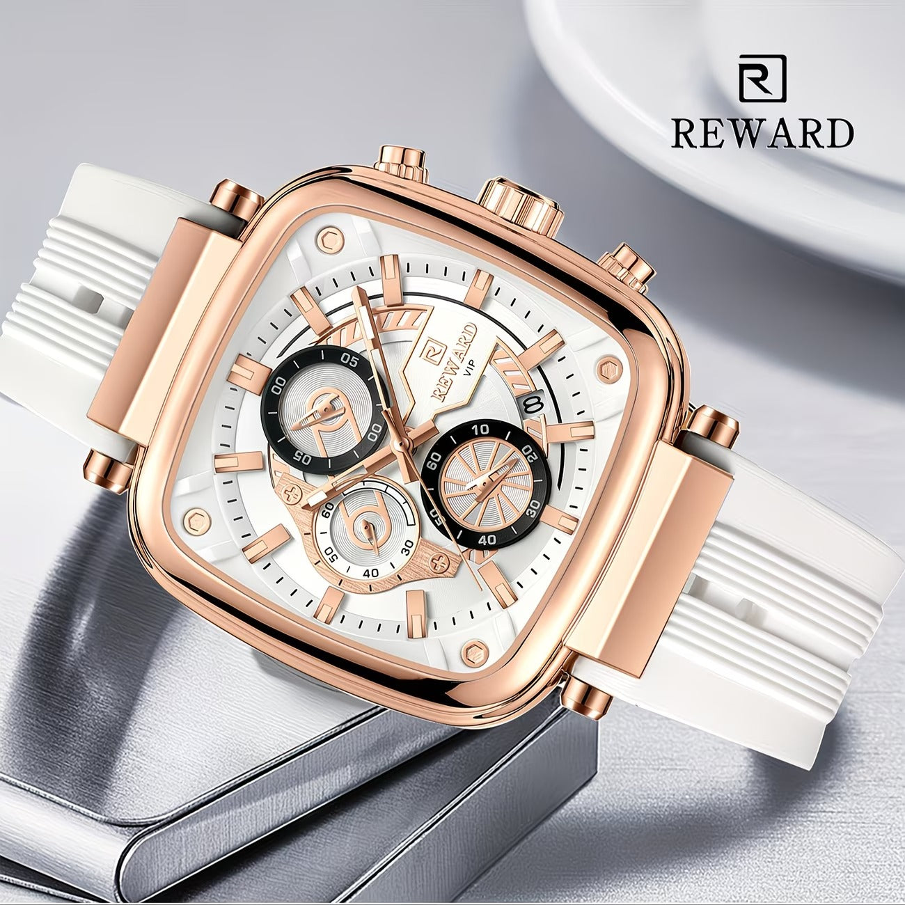 REWARD ساعة 𝕃𝕌𝕏𝕌ℝ𝕐 | ساعة يد عصرية مربعة للرجال | 2026